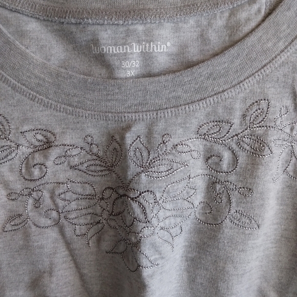 Woman Within sweatshirt top with stitching size 3X - Picture 2 of 5
